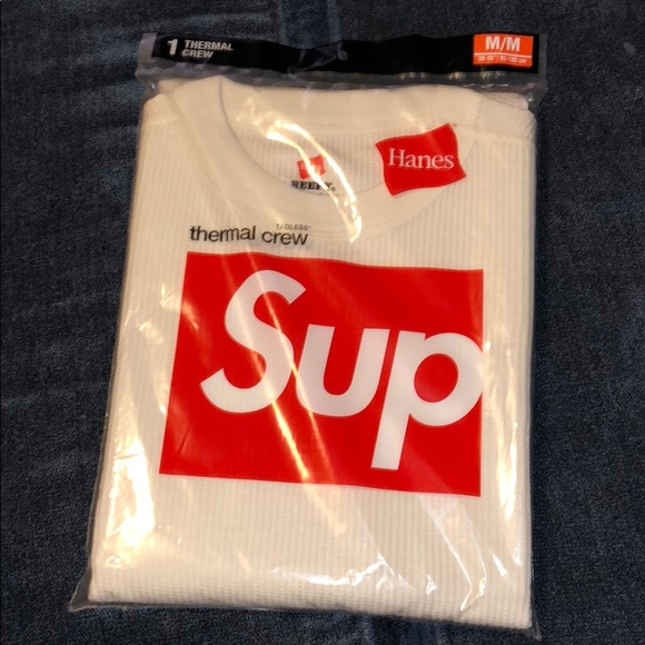 supreme logo s